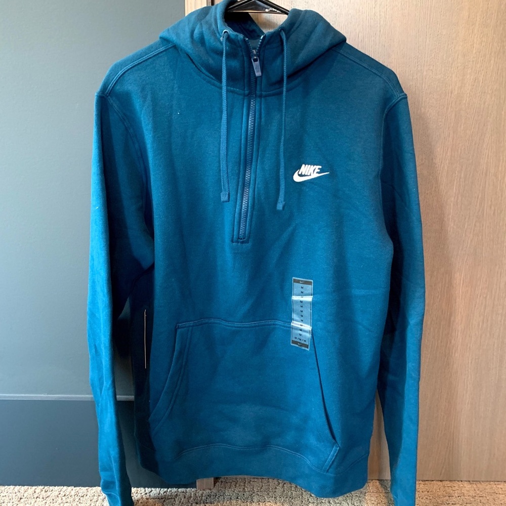 Nike hoodie brand new never worn